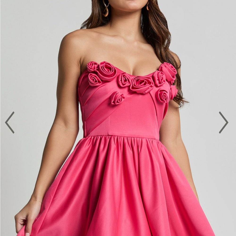 Showpo Pink Strapless Sweetheart Cocktail Dress